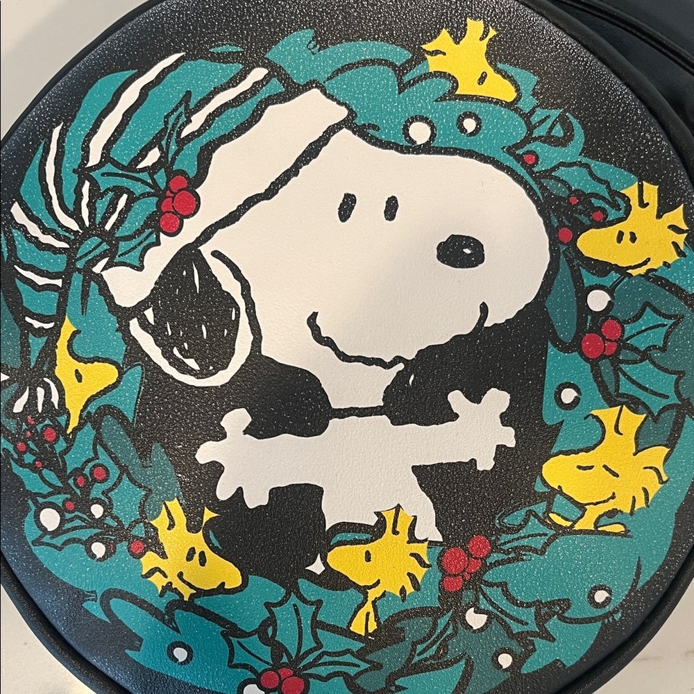 Loungefly Peanuts Snoopy Holiday Wreath Crossbody Bag - Picture 8 of 14